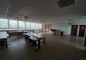 Foto 1 de Ponto Comercial para alugar, 228m² em Morada da Colina, Uberlândia