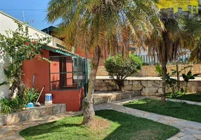 Foto 1 de Casa com 3 Quartos à venda, 420m² em Jardim Samambaia, Jundiaí