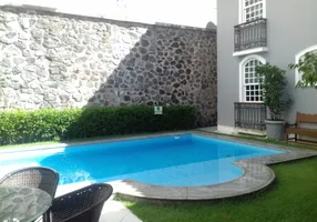 Foto 1 de Casa com 4 Quartos à venda, 598m² em Horto Florestal, Salvador