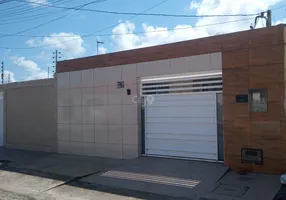 Foto 1 de Casa com 3 Quartos para alugar, 150m² em Aruana, Aracaju
