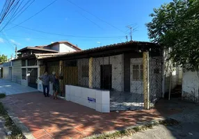 Foto 1 de Casa com 3 Quartos à venda, 200m² em Prefeito José Walter, Fortaleza