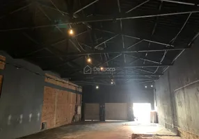 Foto 1 de Galpão/Depósito/Armazém para alugar, 330m² em Taquaral, Campinas