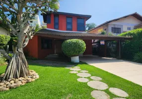 Foto 1 de Casa com 3 Quartos para alugar, 260m² em Camboinhas, Niterói
