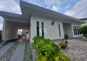 Foto 1 de Casa com 4 Quartos à venda, 316m² em Jardim Atlântico, Florianópolis