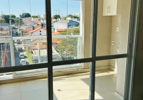 Foto 1 de Apartamento com 2 Quartos para alugar, 55m² em Vila Hamburguesa, São Paulo