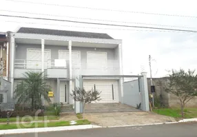 Foto 1 de Casa com 4 Quartos à venda, 298m² em Estância Velha, Canoas