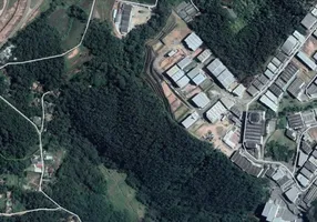 Foto 1 de Lote/Terreno à venda, 32000m² em Capuava, Embu das Artes