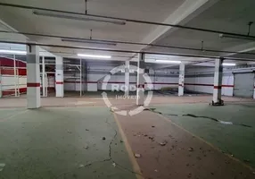 Foto 1 de Galpão/Depósito/Armazém à venda, 1360m² em Macuco, Santos