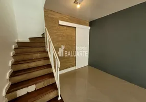 Foto 1 de Sobrado com 3 Quartos à venda, 121m² em Jardim Marajoara, São Paulo