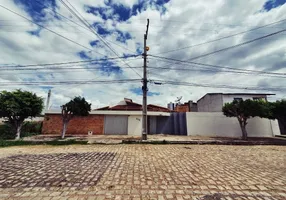 Foto 1 de Casa com 3 Quartos à venda, 270m² em Aeroporto, Mossoró