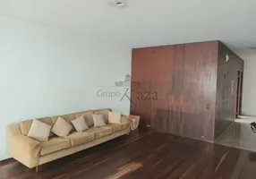 Foto 1 de Apartamento com 3 Quartos à venda, 241m² em Jardim Europa, São Paulo