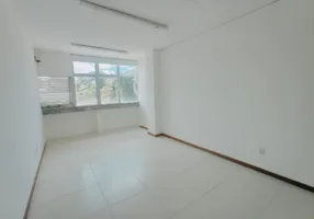 Foto 1 de Sala Comercial para alugar, 35m² em Itaigara, Salvador