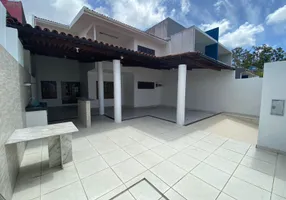 Foto 1 de Casa de Condomínio com 5 Quartos para alugar, 234m² em Antares, Maceió