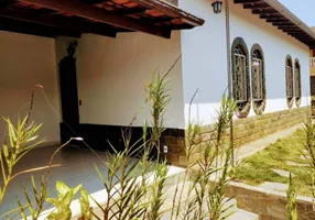 Foto 1 de Casa com 4 Quartos à venda, 370m² em Caiçaras, Belo Horizonte