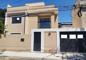 Foto 1 de Casa com 3 Quartos à venda, 135m² em Costazul, Rio das Ostras
