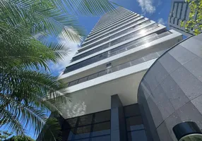 Foto 1 de Apartamento com 4 Quartos à venda, 201m² em Ilha do Retiro, Recife