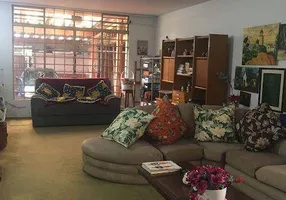Foto 1 de Sobrado com 3 Quartos para venda ou aluguel, 500m² em Brooklin, São Paulo
