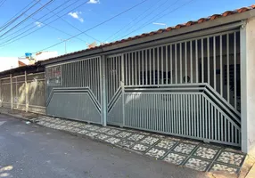 Foto 1 de Casa com 3 Quartos à venda, 200m² em Guará, Brasília