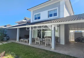 Foto 1 de Casa de Condomínio com 5 Quartos à venda, 430m² em Barra da Tijuca, Rio de Janeiro