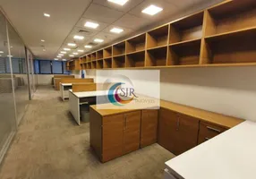 Foto 1 de Sala Comercial para alugar, 214m² em Vila Olímpia, São Paulo