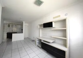 Foto 1 de Apartamento com 3 Quartos à venda, 62m² em Tabapuã, Caucaia