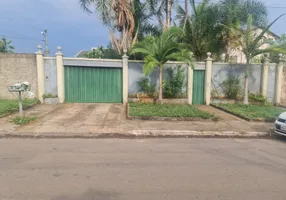 Foto 1 de Casa com 3 Quartos à venda, 501m² em Santa Genoveva, Goiânia