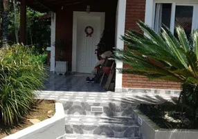 Foto 1 de Casa de Condomínio com 3 Quartos para venda ou aluguel, 170m² em Fazenda Ilha, Embu-Guaçu