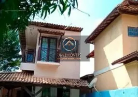 Foto 1 de Casa de Condomínio com 2 Quartos à venda, 100m² em Itaipu, Niterói