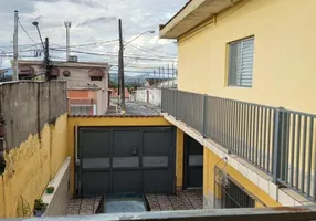 Foto 1 de Casa com 4 Quartos à venda, 80m² em Vila Miranda, Itaquaquecetuba