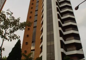 Foto 1 de Apartamento com 4 Quartos à venda, 198m² em Chácara Santo Antônio, São Paulo