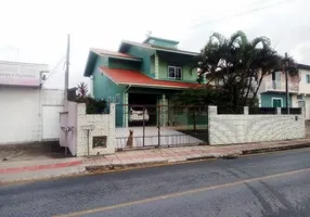 Foto 1 de Casa com 3 Quartos à venda, 200m² em Areias, São José