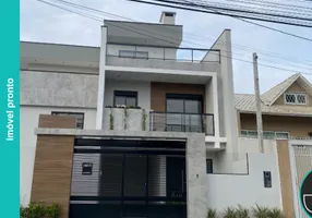 Foto 1 de Sobrado com 3 Quartos à venda, 145m² em Silveira da Motta, São José dos Pinhais