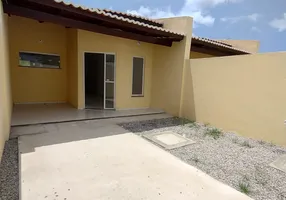 Foto 1 de Casa com 2 Quartos à venda, 70m² em Gereraú, Itaitinga