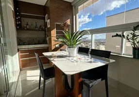 Foto 1 de Apartamento com 3 Quartos à venda, 96m² em Santa Mônica, Uberlândia