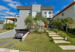 Foto 1 de Casa de Condomínio com 3 Quartos à venda, 256m² em Suru, Santana de Parnaíba