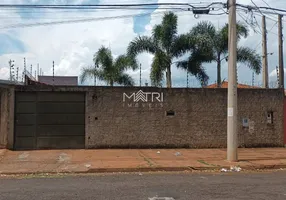 Foto 1 de Casa com 3 Quartos à venda, 190m² em Jardim Del Rei, Araraquara