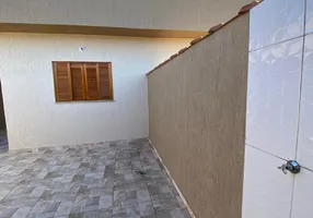 Foto 1 de Casa com 2 Quartos à venda, 52m² em Savoy , Itanhaém