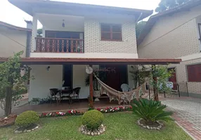 Foto 1 de Casa com 4 Quartos à venda, 135m² em Quebra Frascos, Teresópolis