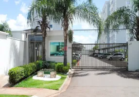 Foto 1 de Apartamento com 2 Quartos à venda, 44m² em Vale dos Tucanos, Londrina