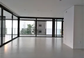 Foto 1 de Apartamento com 4 Quartos à venda, 251m² em Vila Nova Conceição, São Paulo