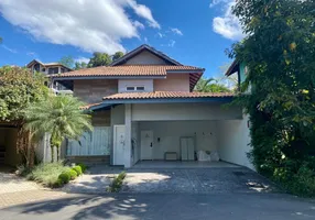 Foto 1 de Casa de Condomínio com 4 Quartos à venda, 305m² em Atiradores, Joinville