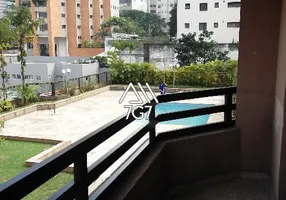 Foto 1 de Apartamento com 3 Quartos à venda, 232m² em Real Parque, São Paulo