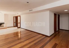 Foto 1 de Casa com 4 Quartos à venda, 400m² em Chácara das Pedras, Porto Alegre