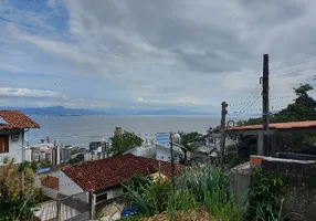 Foto 1 de Lote/Terreno à venda, 915m² em Centro, Florianópolis