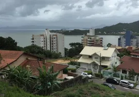 Foto 1 de Lote/Terreno à venda, 1533m² em Joao Paulo, Florianópolis