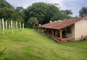 Foto 1 de Fazenda/Sítio com 3 Quartos à venda, 98000m² em Zona Rural, Itauçu