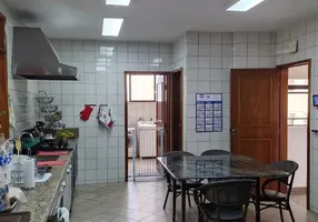 Foto 1 de Apartamento com 4 Quartos à venda, 313m² em Setor Bueno, Goiânia