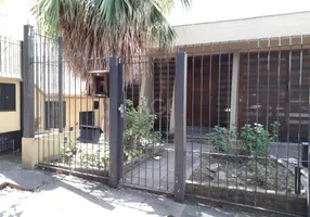 Foto 1 de Casa com 5 Quartos à venda, 386m² em Petrópolis, Porto Alegre