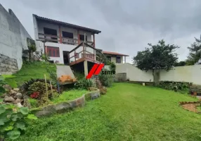 Foto 1 de Casa com 6 Quartos à venda, 624m² em Carvoeira, Florianópolis