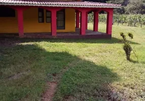 Foto 1 de Casa com 2 Quartos à venda, 3000m² em Centro, Camanducaia